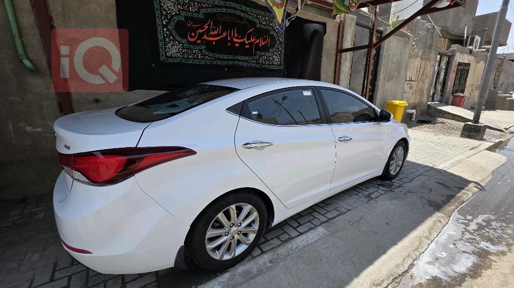 هيونداي النترا